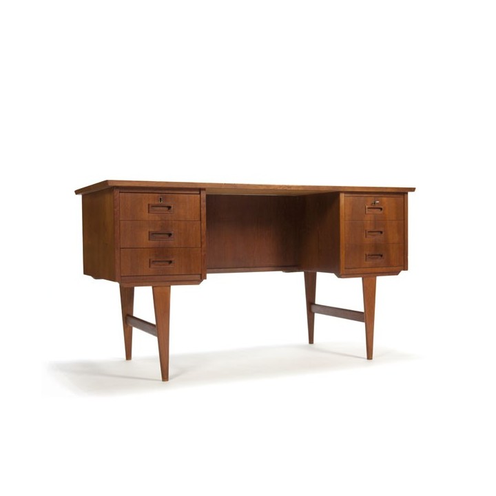 Danish desk in teak - Retro Studio