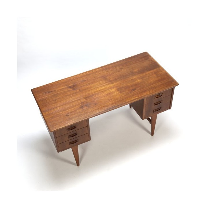 Danish desk in teak - Retro Studio