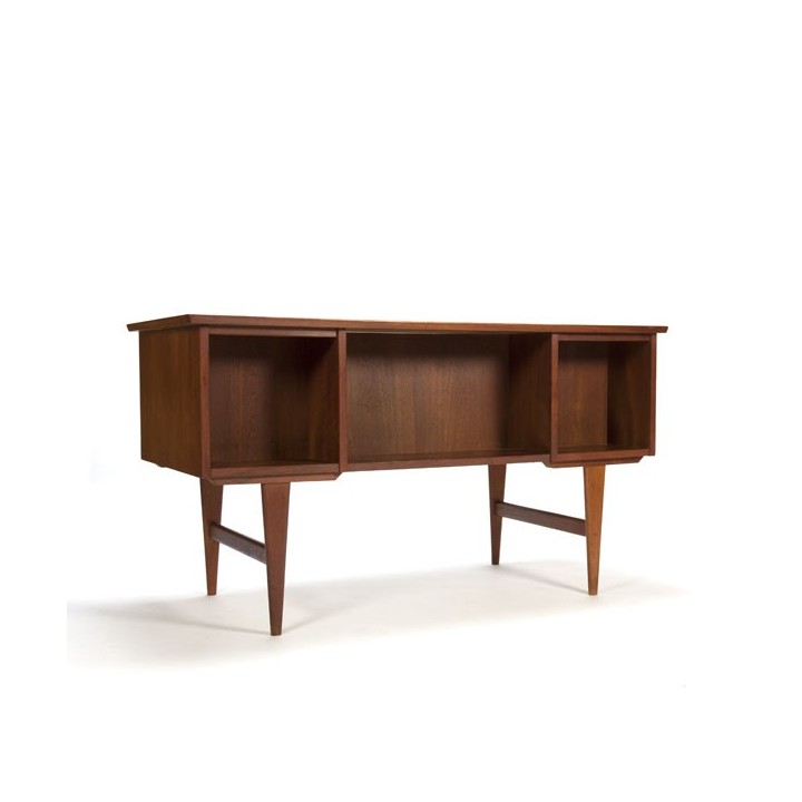 Danish desk in teak - Retro Studio