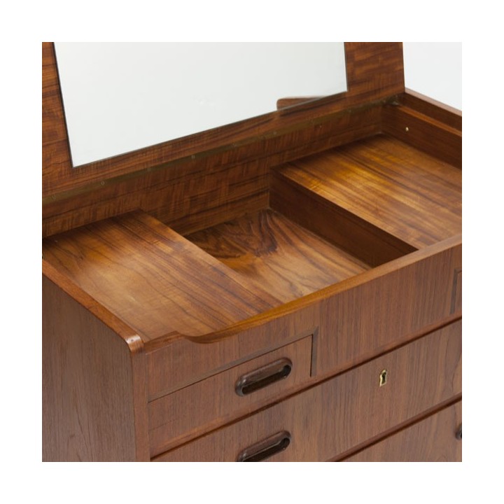 Danish dresser with small mirror - Retro Studio