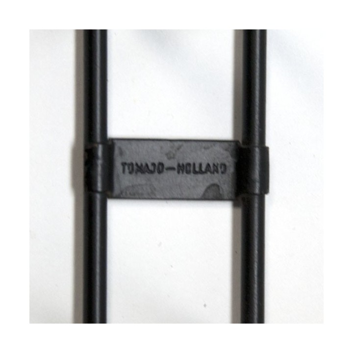 Tomado wall system - Retro Studio