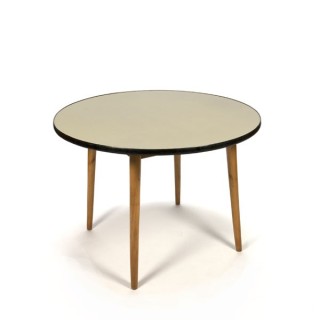 Ronde fifties eettafel met geel blad - Retro Studio