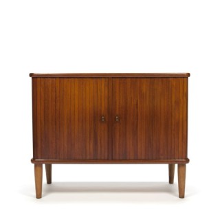 Kleine kast met roldeurtjes - Retro Studio
