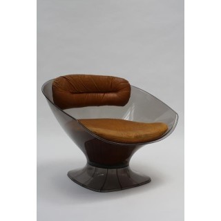 Plexiglass bucket seat - Retro Studio