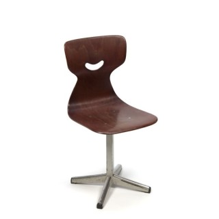 Industriele kinderstoel met handvat - Retro Studio