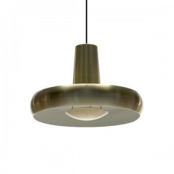 Brass pendant with diffuser