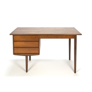 Teak desk from Denmark - Retro Studio