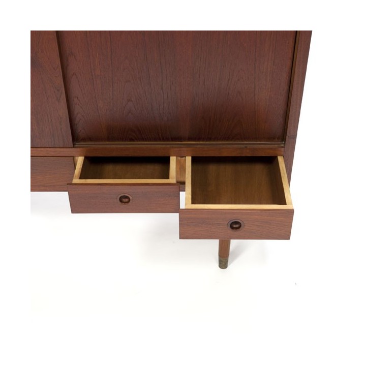 Danish cabinet with sliding doors on brass feet - Retro