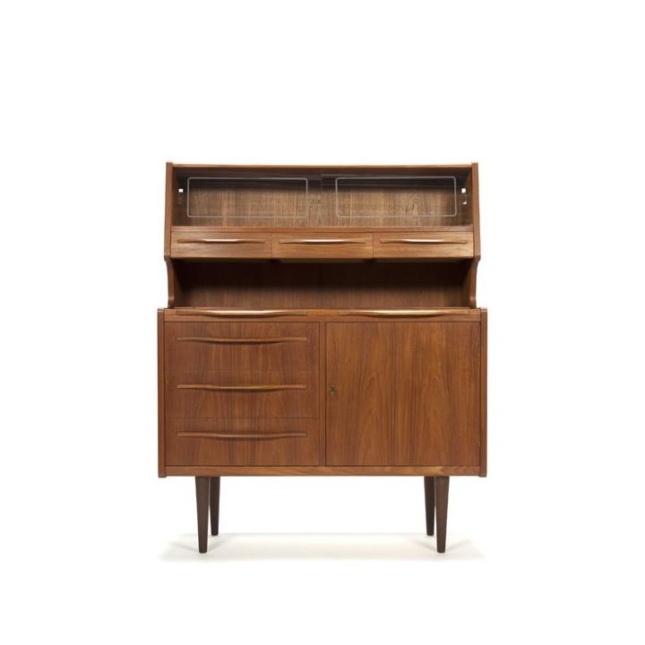 Deense secretaire met glazen schuifdeurtjes - Retro Studio