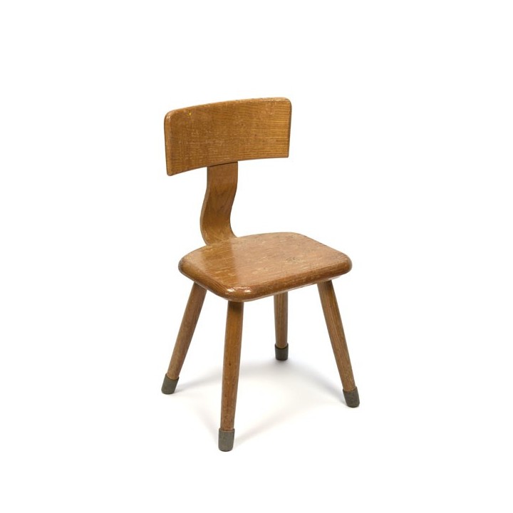 Houten schoolstoeltje - Retro Studio
