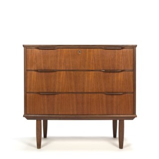 Danish teak dresser with 3 drawers - Retro Studio