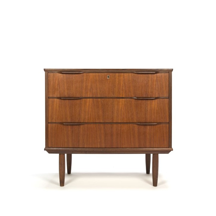 Danish teak dresser with 3 drawers - Retro Studio