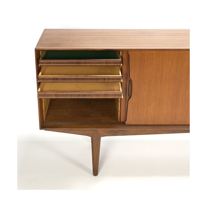 Low Danish sideboard in teak - Retro Studio