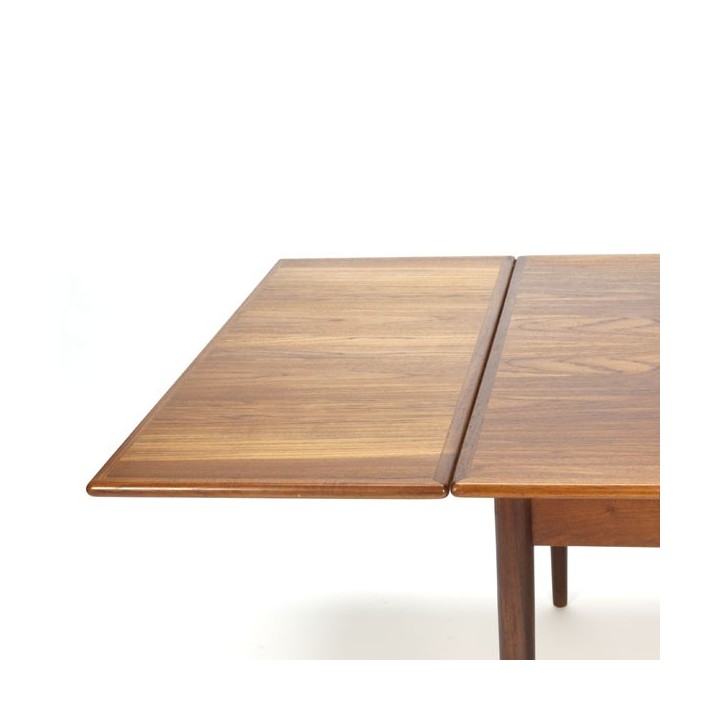 Deense design eettafel vierkant model - Retro Studio