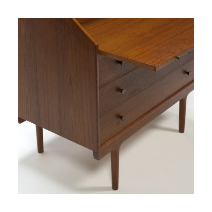 Spacious secretaire in teak with brass handles - Retro