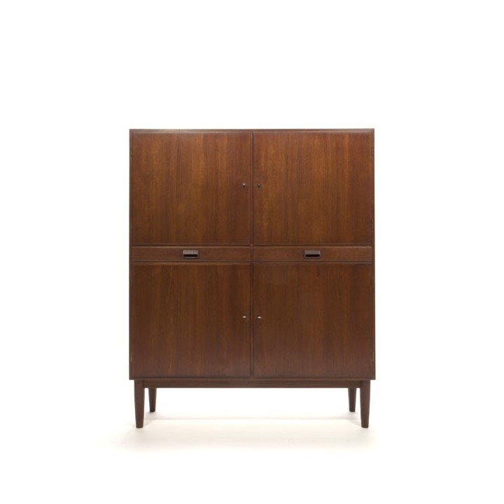 Grote Deense kast in teakhout - Retro Studio