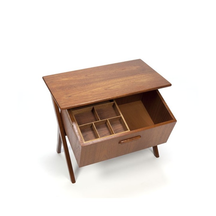 Small cabinet with large drawer in teak - Retro Studio