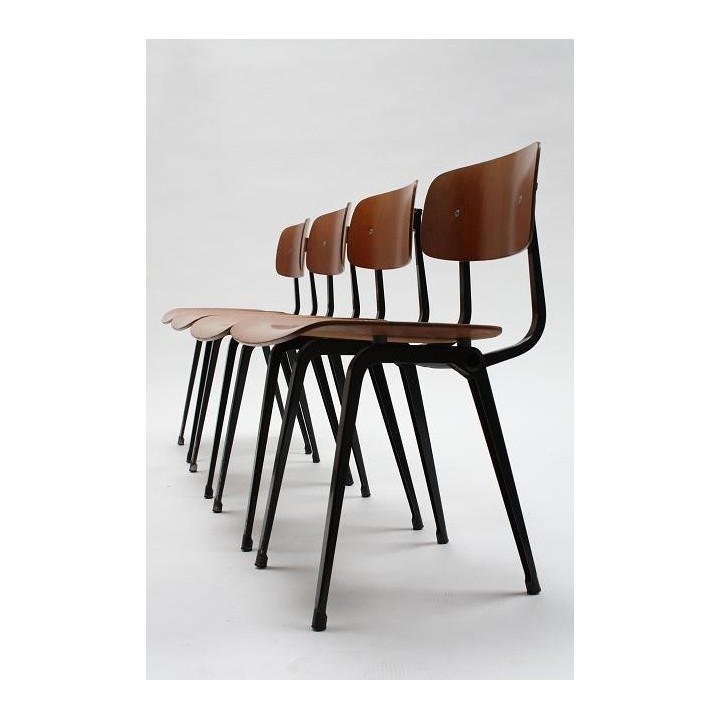 Friso Kramer Revolt chair set of 4 - Retro Studio