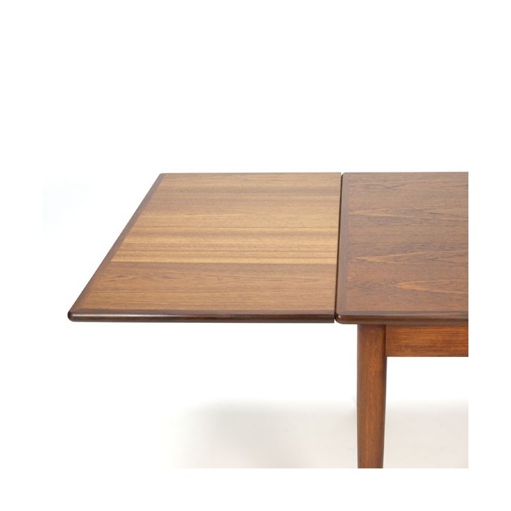 Teak dining table Danish design - Retro Studio