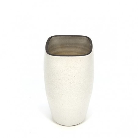 Vase by Ravelli
