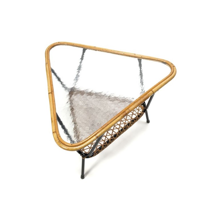 Wicker triangle coffee table - Retro Studio