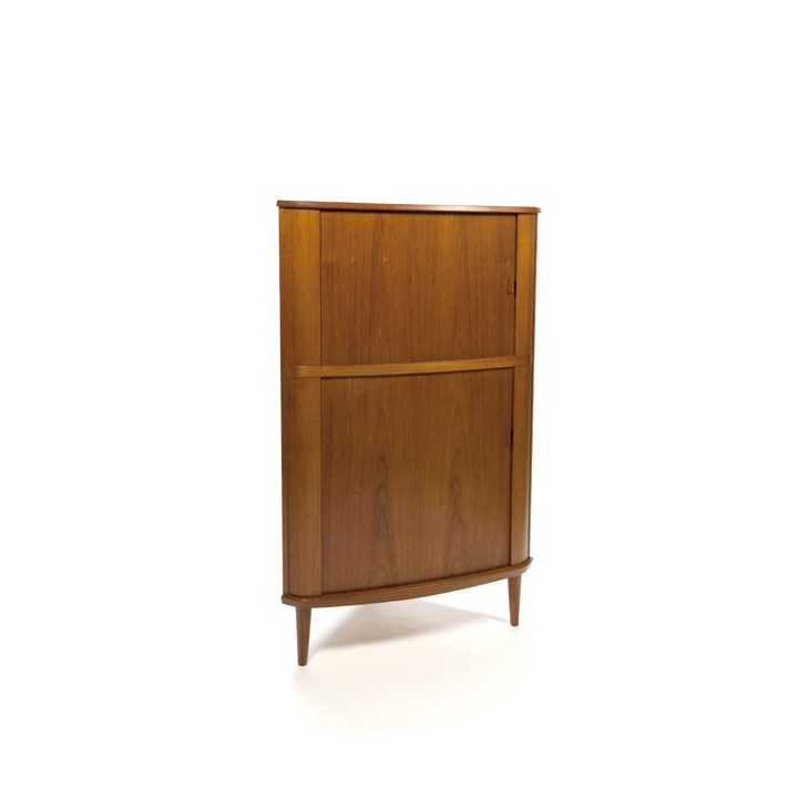 Skovmand & Andersen corner cabinet in teak - Retro Studio