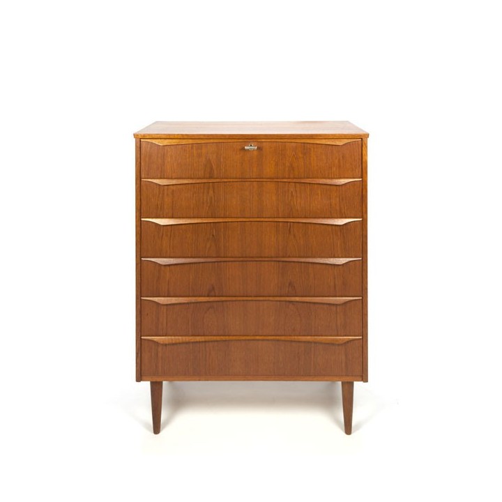 Danish dresser with special handles - Retro Studio