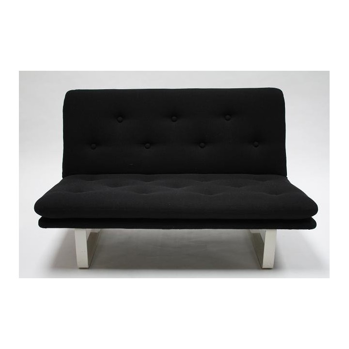 Artifort sofa by Kho Liang Ie - Retro Studio