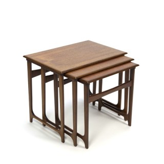 Luxe Deense set van 3 nest tafels in teak - Retro Studio
