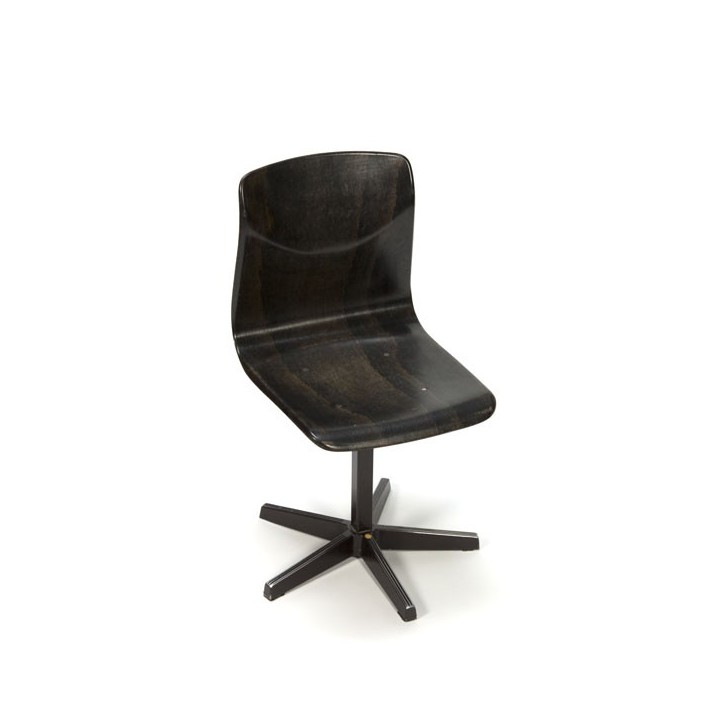 Small brown school chair on star base - Retro Studio