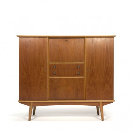 Cabinet from the 1950s
