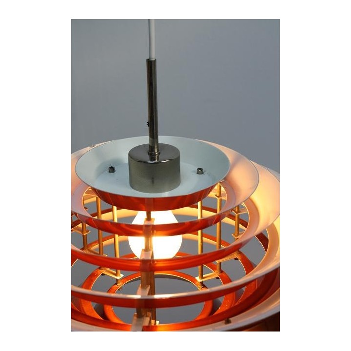 Scandinavian style hanginglamp - Retro Studio