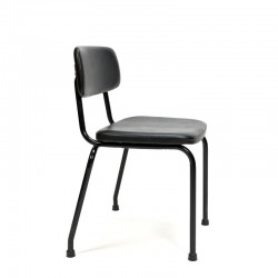 Ahrend stoel uit de jaren zestig met zwart skai