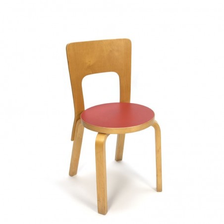 Alvar Aalto model chair 66