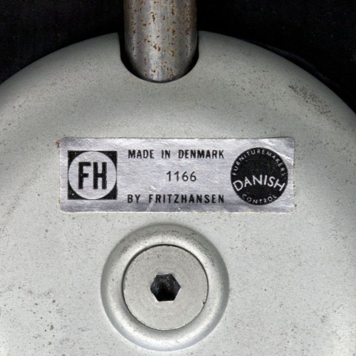 Mier stoel 3 poot model 3100