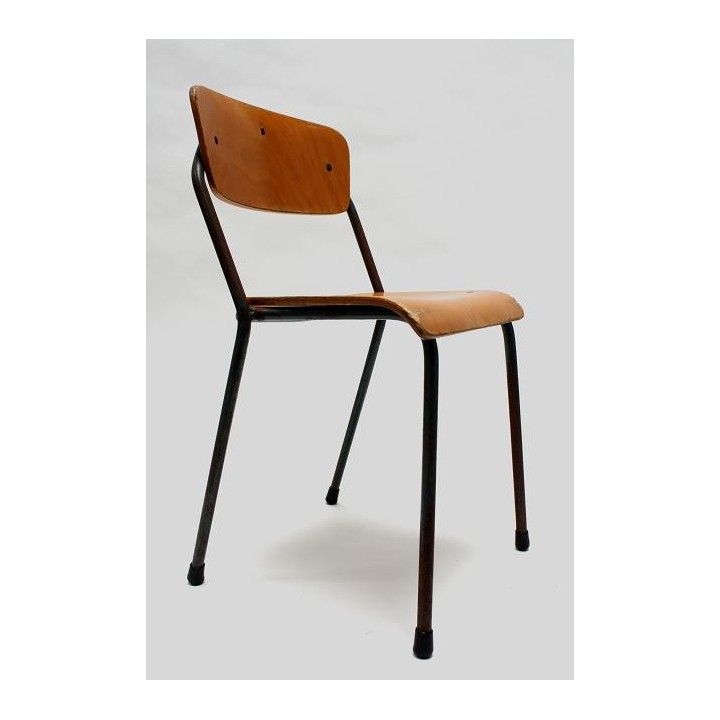 Schoolstoeltje van Marko - Retro Studio