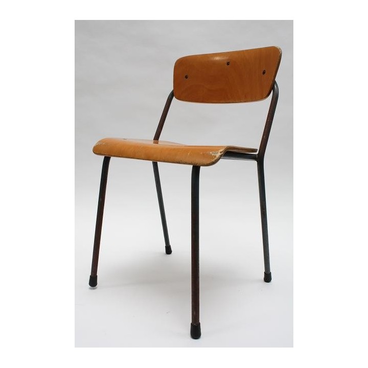 Schoolstoeltje van Marko - Retro Studio