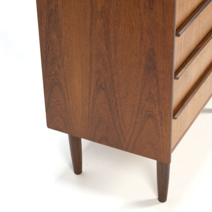 Deense ladekast met 6 lades in teakhout