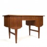 Teakhouten bureau uit Deens design