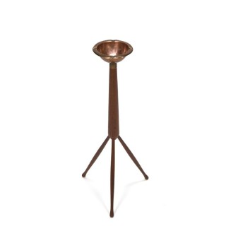 Staande Deense asbak van teakhout