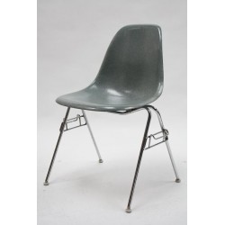 Eames DSS stoel in grijs