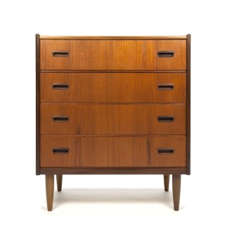Vintage Danish dresser with 4 drawers
