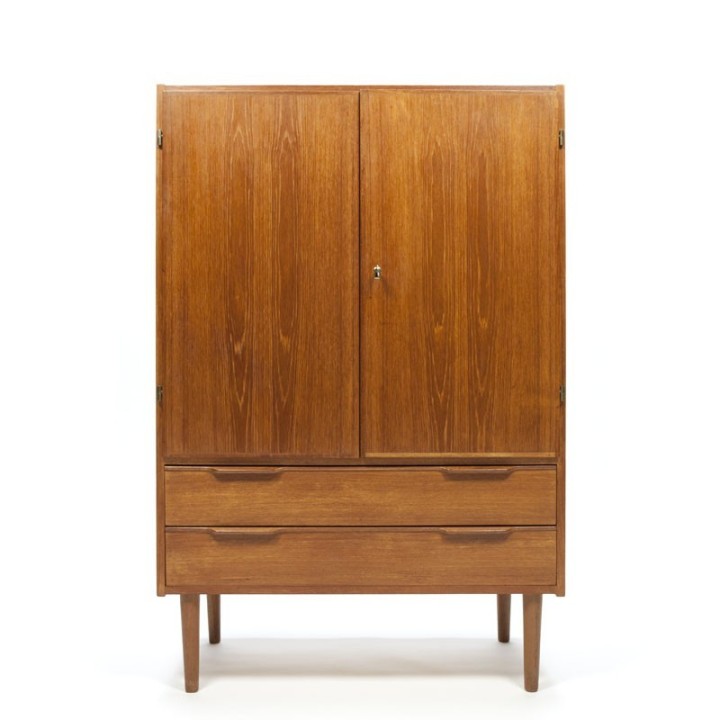 Smalle Deense teakhouten wandkast