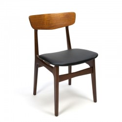 Vintage stoel van teakhout met koperen detail
