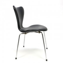 Vintage Arne Jacobsen chair with black skai
