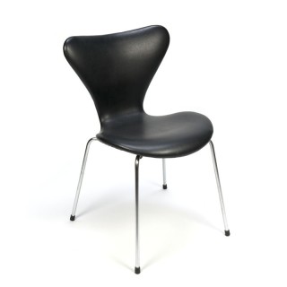 Vintage Arne Jacobsen vlinderstoel zwart skai