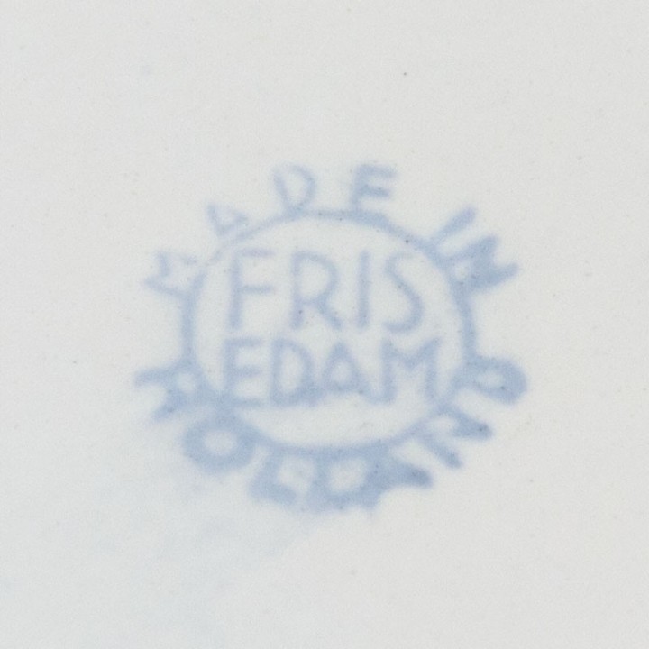 Fris Edam aardewerk schaal