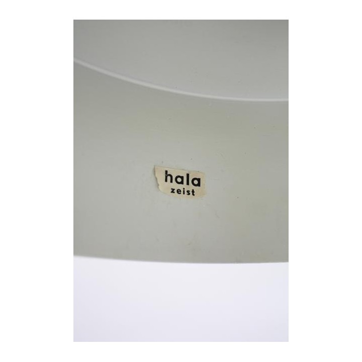 Hala Zeist modernistic table lamp - Retro Studio