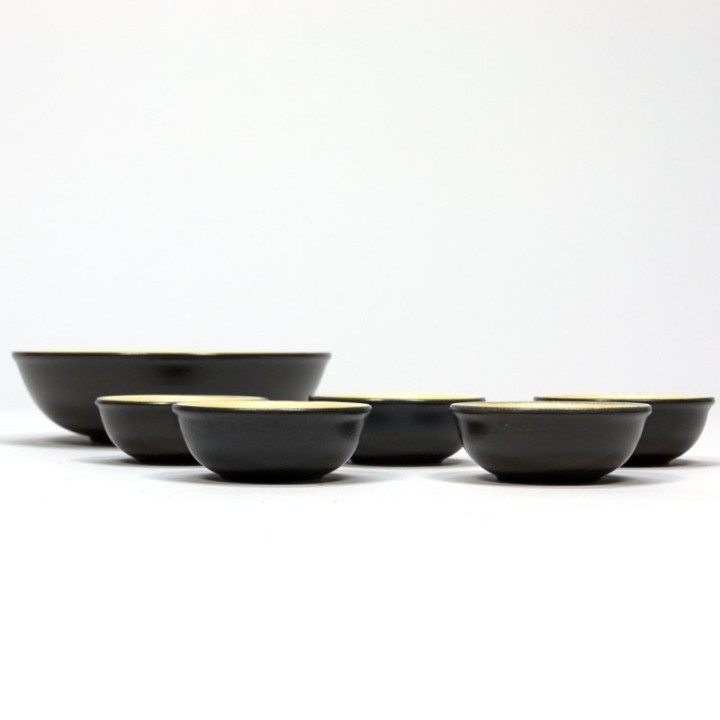 Vintage aardewerk pinda set