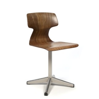 Vintage kids school chair by Galvanitas